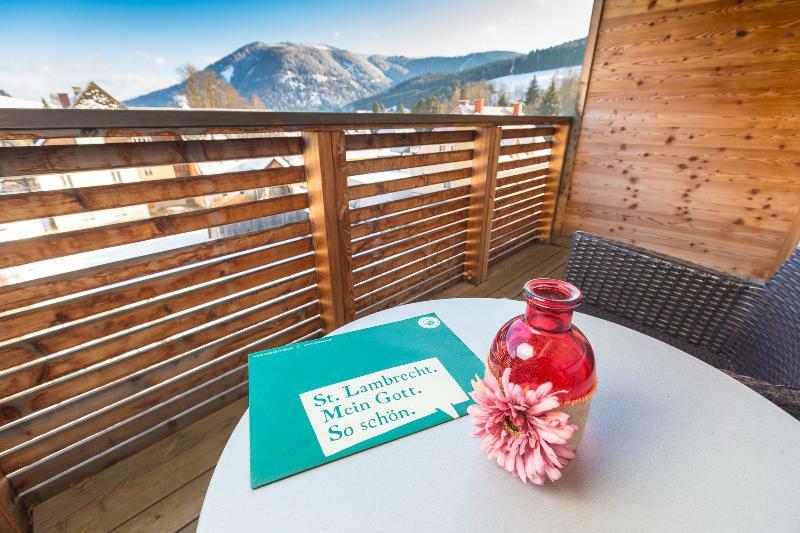 Lambrechterhof - Das Naturparkhotel ザンクト・ランブレヒット エクステリア 写真